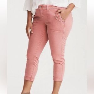 NWOT Torrid Soft Pink Wash Cropped Twill Military Pants in Size 26
